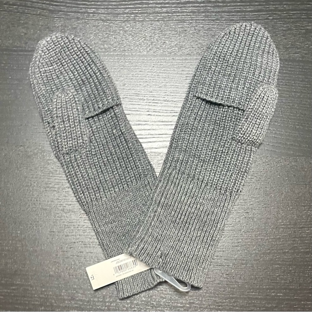 Joe Fresh Knit Mittens Brand New with Tags